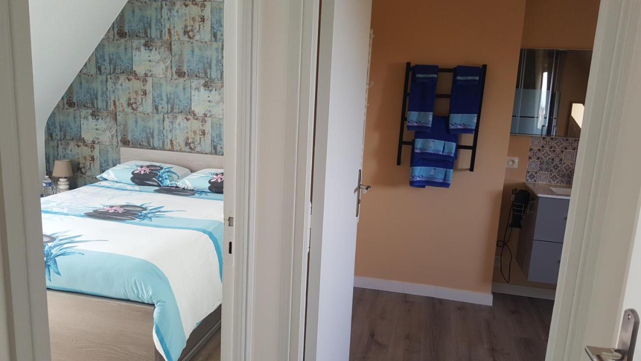 Chambre D'Hote Les Iles Конкарно Экстерьер фото